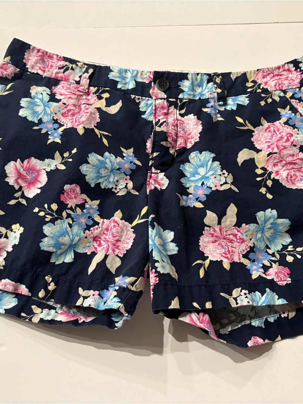 Floral Navy Women's Old Navy Shorts - Pink & Blue Floral Print, pockets, size 8